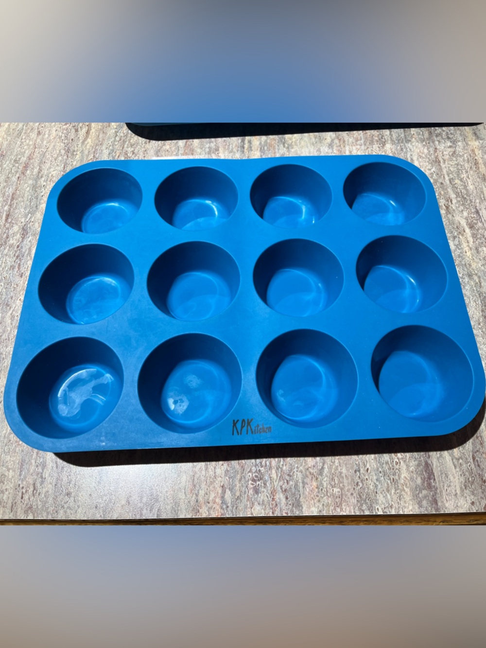 KPK Kitchen 12-Cup Silicone Muffin Pan & 24-cup Mini Muffin Pan NWOT - Picture 2 of 4